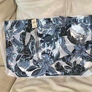 PINK Victoria's Secret Blue and Black Tote